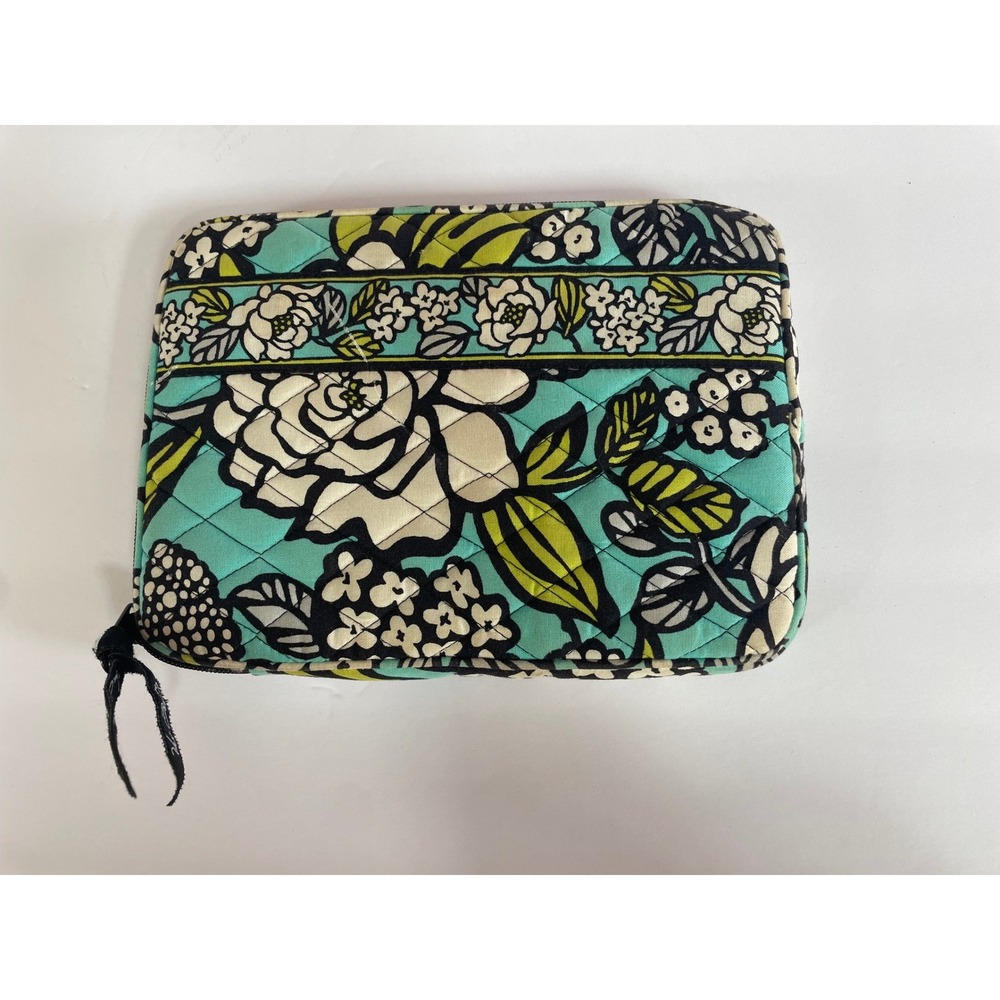 Vera Bradley Island Blooms Quilted Floral Tablet E-Reader Padded Zip Case